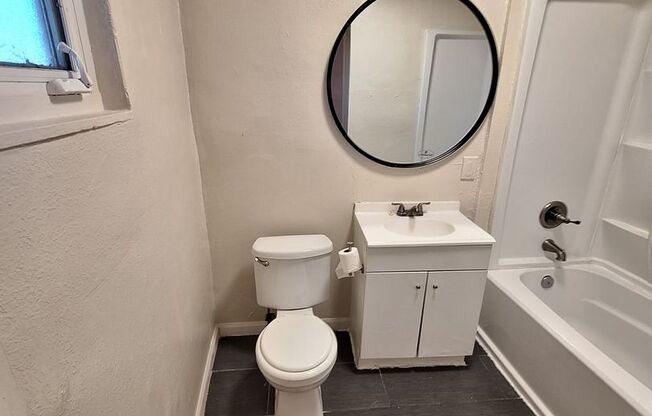 1 bed, 1 bath, 500 sqft, $1,195, Unit UNIT 04