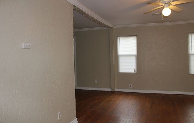 Roomy 2 bed, with Nice kitchen & garage
