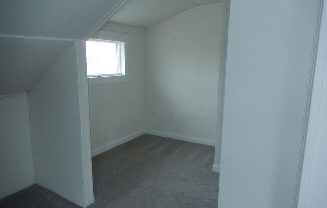 3 beds, 2 baths, $2,595