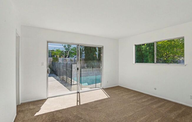 3 beds, 2.5 baths, $7,500