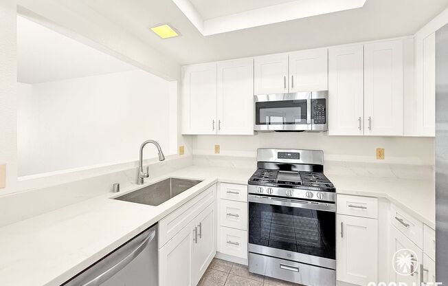 Newly Renovated Carmel Valley Home with Private Yard & Modern Finishes!