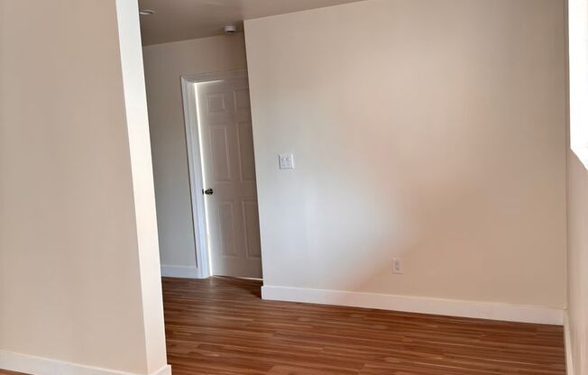 1060 McFarland Avenue, Wilmington CA 90744