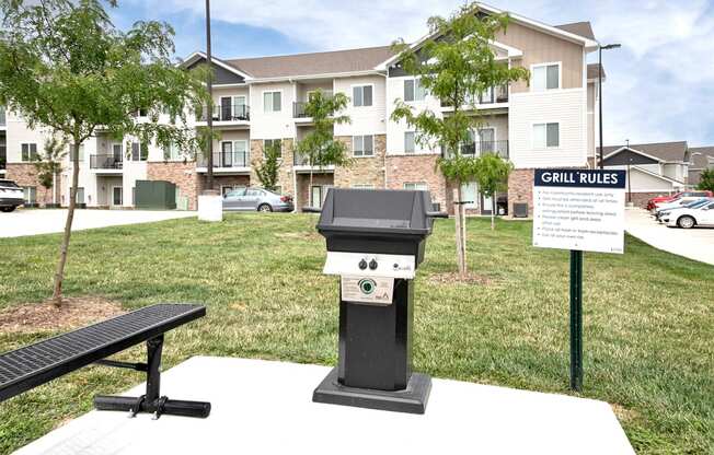 BBQ/Grilling area at East Lake Flats in Lincoln, NE