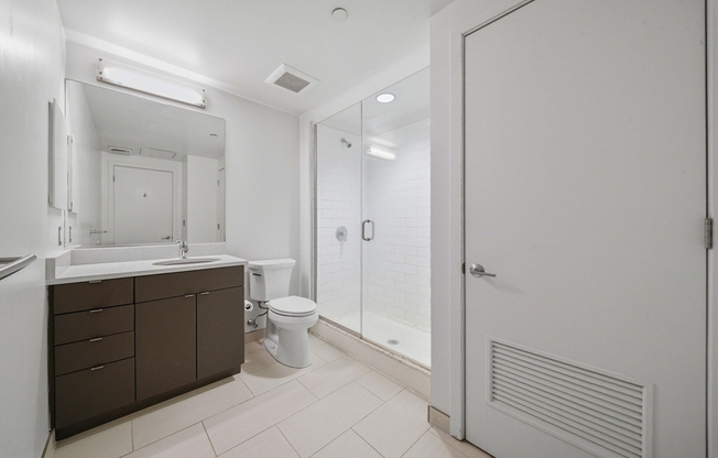 1 bed, 1 bath, 814 sqft, $3,400, Unit 410