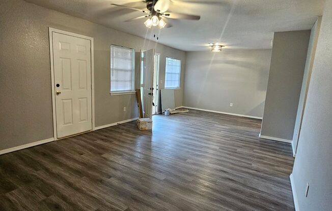 3 beds, 2 baths, 1,200 sqft, $1,450, Unit 518