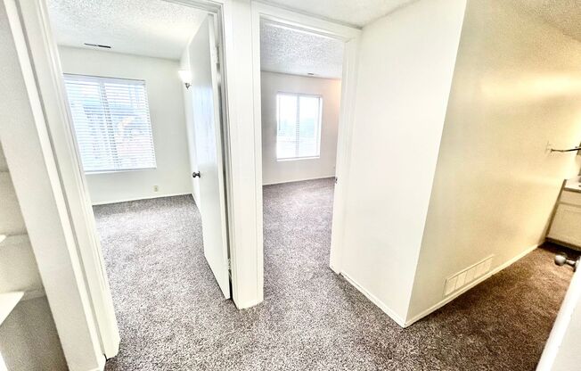 2 beds, 1 bath, 970 sqft, $1,275, Unit 44 PR