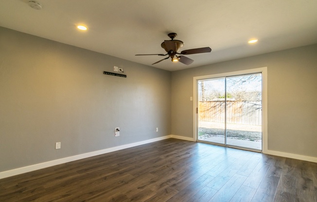 1906 Curtis Drive