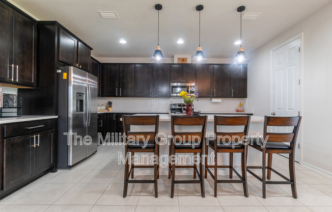 1837 AMBERLY DR