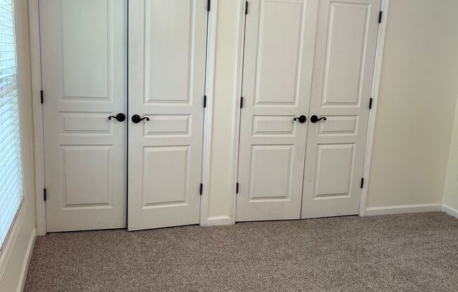 2 beds, 2.5 baths, $1,500, Unit Unit 222