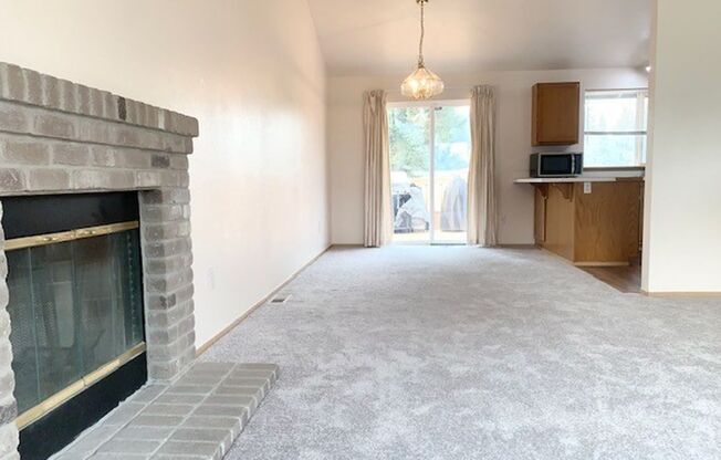 Spacious 4 Bed 2.5 Bath Home in Graham