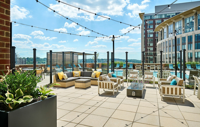 Your new favorite hangout. Unwind in our updated outdoor lounge, complete with cozy fire pits, ambient fairy lights, and plenty of seating for friends.