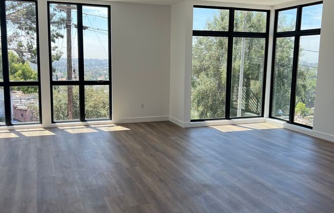 Beautiful, Recently Built 3 Bedroom Home in El Sereno! AVAILABLE NOW