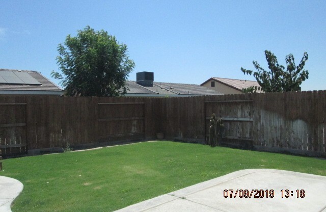 4 beds, 2 baths, $2,250