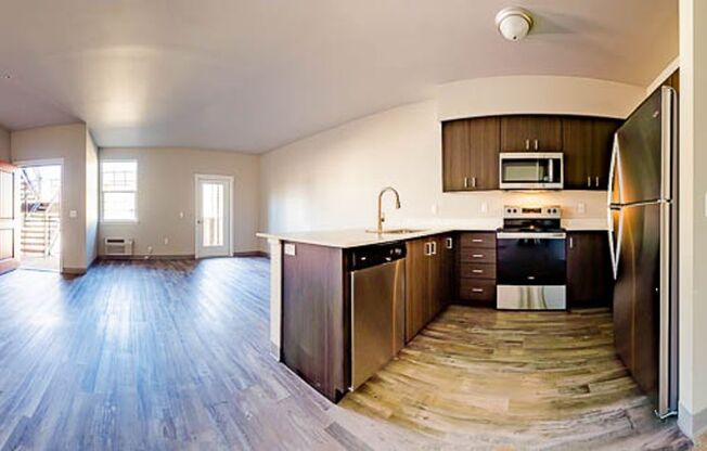 1 bed, 1 bath, 725 sqft, $1,395, Unit C306