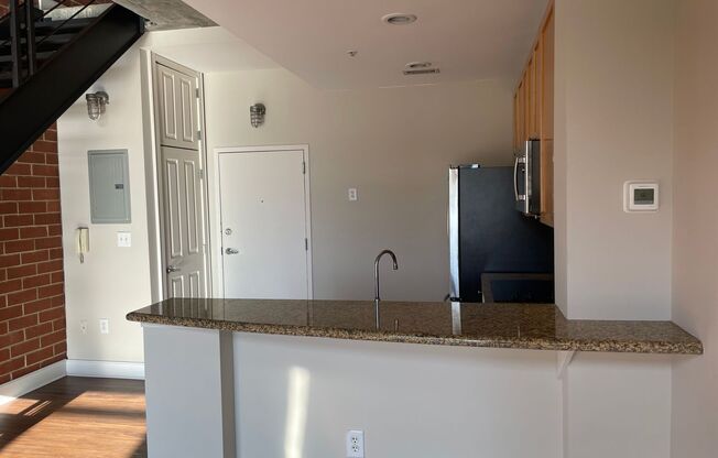 1 bed, 1 bath, $1,500