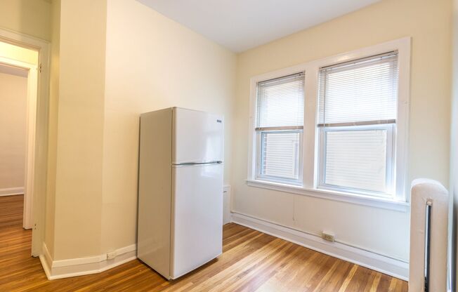 1 bed, 1 bath, 600 sqft, $995, Unit 306