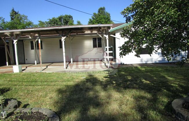 3 beds, 2 baths, $2,100