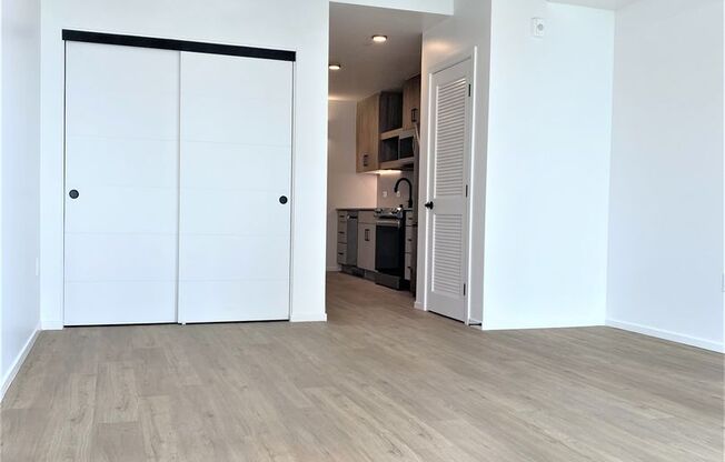 Studio, 1 bath, 464 sqft, $2,445, Unit 411