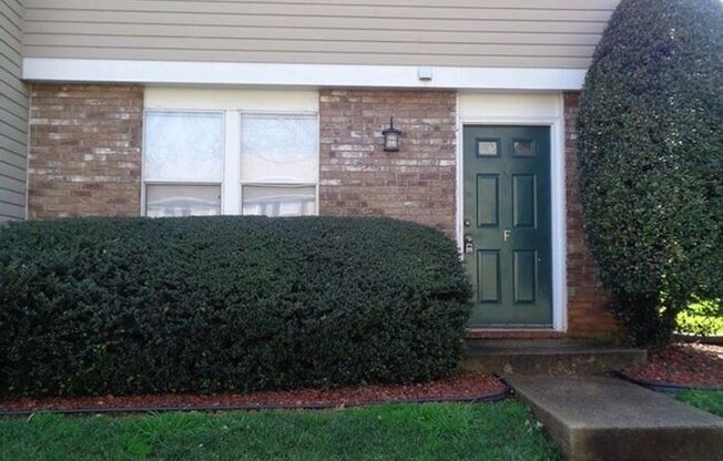 9620F Vinca Circle