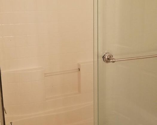 2 beds, 2 baths, $1,950, Unit Unit 432