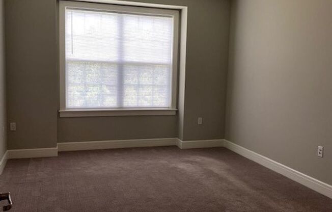 2 beds, 2 baths, 1,140 sqft, $2,424, Unit 3204