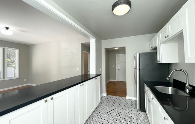 1 bed, 1 bath, 552 sqft, $1,745, Unit 101