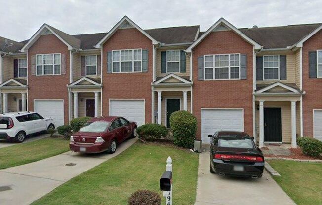 SPACIOUS 3BED/2.5BATH IN COLLEGE PARK