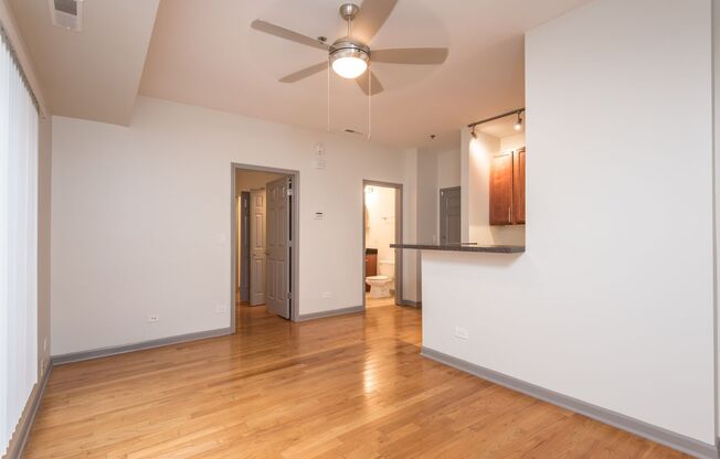 1 bed, 1 bath, $1,625, Unit H4