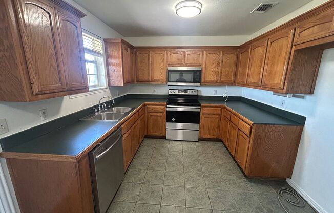 3 beds, 2 baths, $1,900