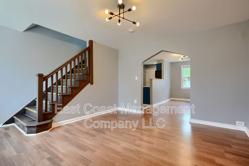 5044 Chalgrove Ave