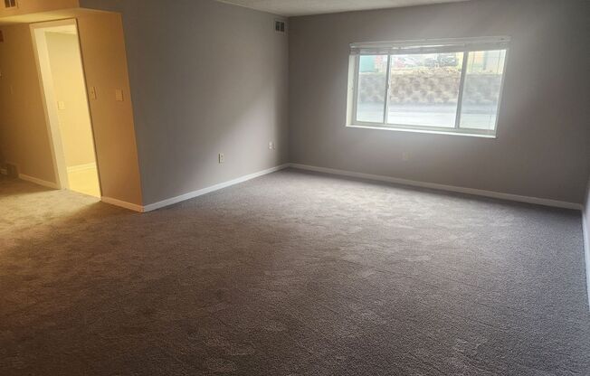 1 bed, 1 bath, 832 sqft, $1,219, Unit WG2-109