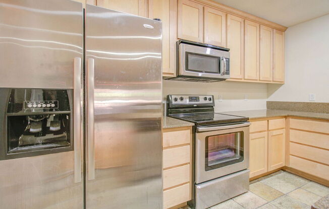 4704 E PARADISE VILLAGE Parkway