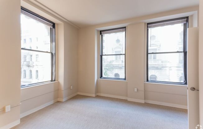 1 bed, 1 bath, 499 sqft, $1,425, Unit HA-715
