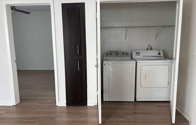 3 beds, 3 baths, 1,956 sqft, $5,030, Unit 475