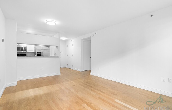 1 bed, 1 bath, $6,400, Unit 910
