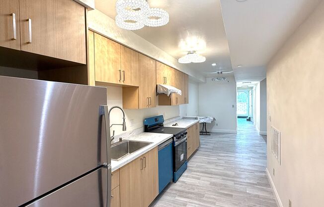 220 - 220A Sadowa St