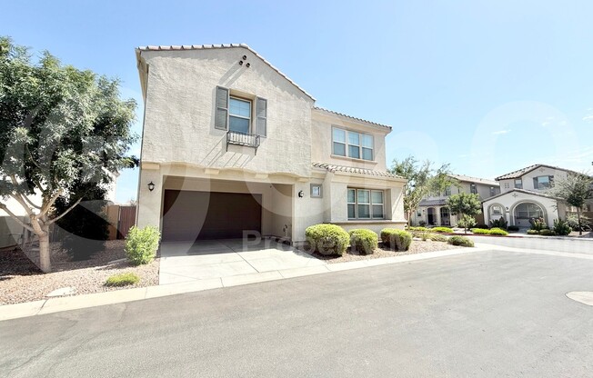 1178 E SABINO DR