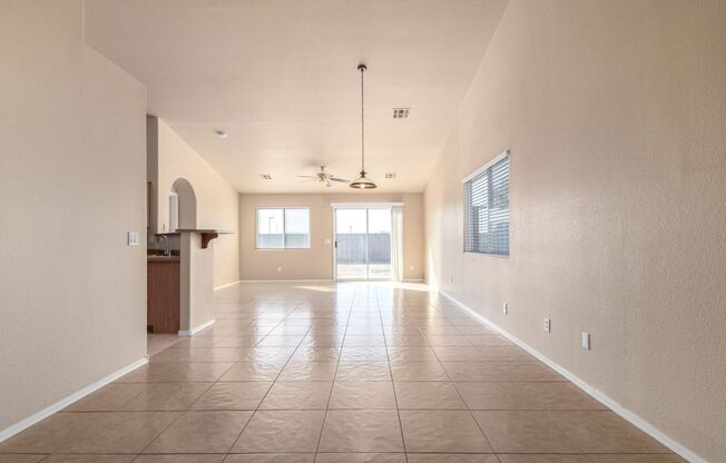 Move-In Ready 3-Bedroom Home in Buckeye – Great Location!