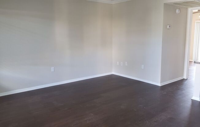 Walk to Uptown Altamonte!