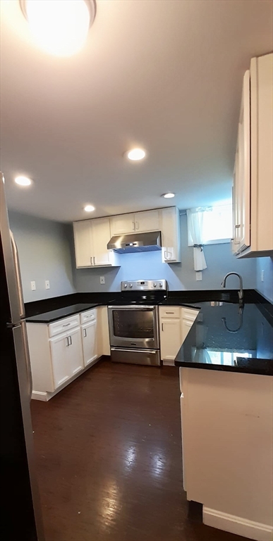 2 beds, 1 bath, 1,000 sqft, $2,600, Unit 1