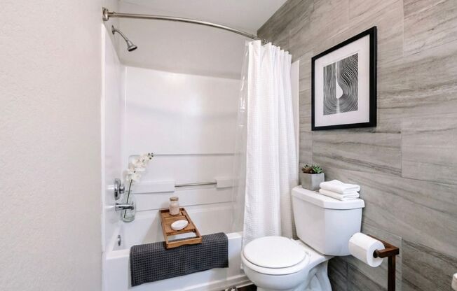 1 bed, 1 bath, 525 sqft, $1,150, Unit 1020