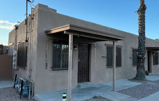 Charming Fully Remodeled 1 Bedroom 1 Bath Apartment  Near Shopping & Public Transportation