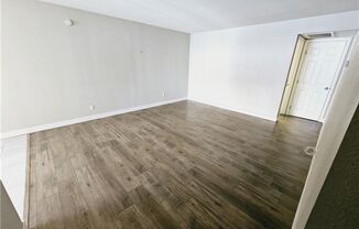 1 bed, 1 bath, $1,000, Unit # 380