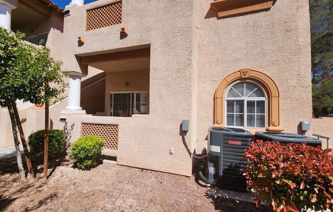 2 beds, 2 baths, $1,450, Unit # 1612