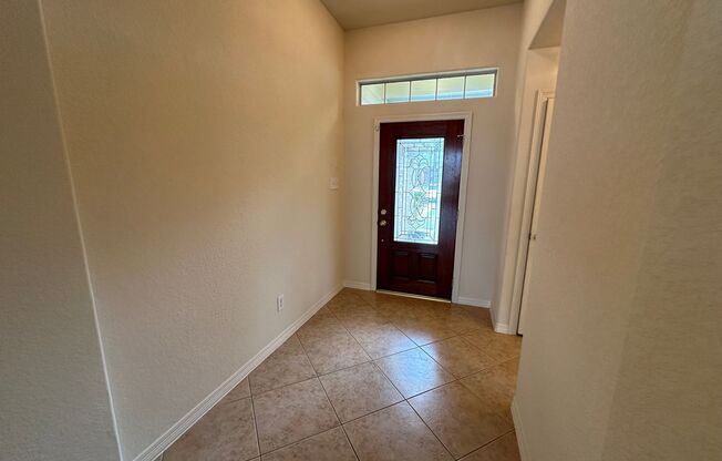 3 Bedroom, 2 Bath Home with Spacious Backyard on a Quiet Cul-de-sac