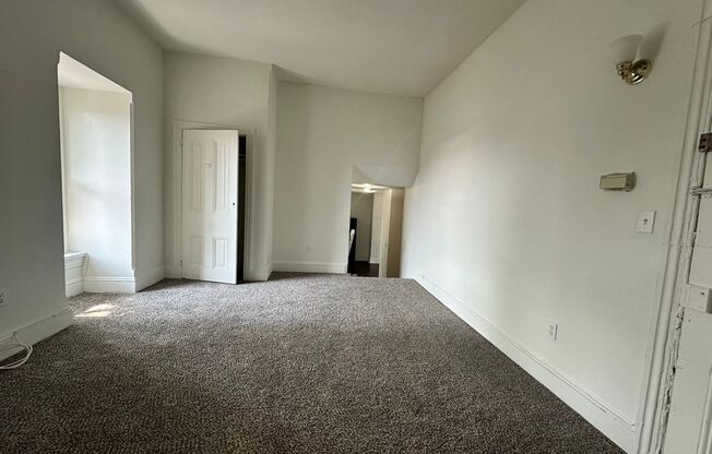 1 bed, 1 bath, $1,195