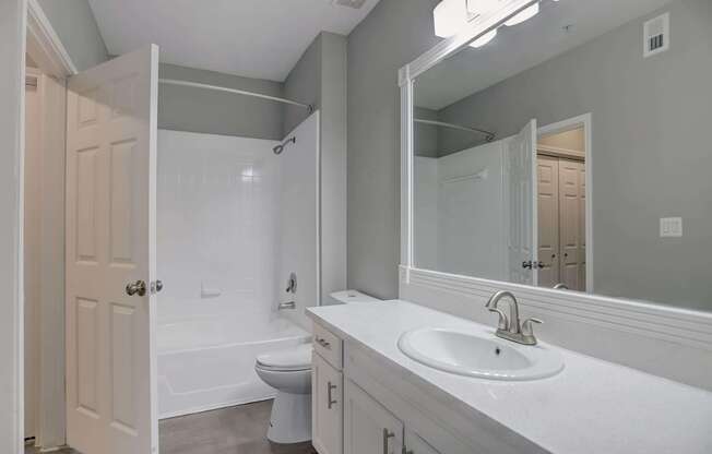 1 bed, 1 bath, 729 sqft, $1,218