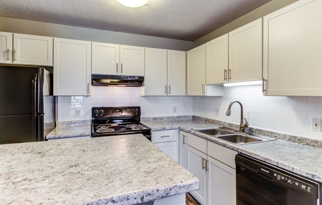 Granite Counter Tops In Kitchen at Audenn Apartments, Bloomington, 55438