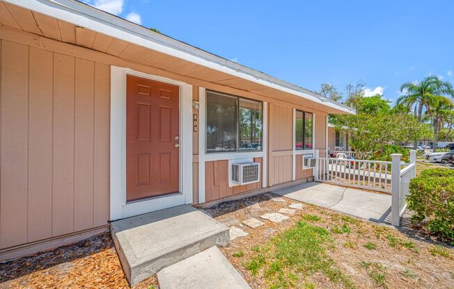 1 bed, 1 bath, 576 sqft, $1,079, Unit 208