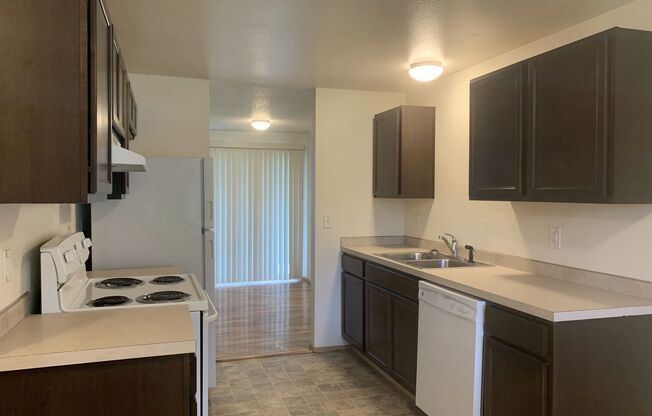 Updated 4 bedroom, 2 bath home near Intel Jones Farm in Hillsboro